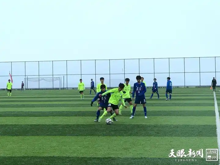足球冠军球队_足球冠军叫什么名字_足球冠军氛围